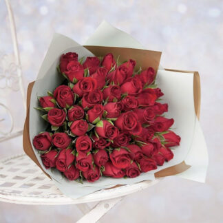 Букет из роз "Preferito", Красные розы с доставкой по Москве, Купить розы дешево, Цветы москва, Красные розы, Букет на день Святого Валентина, букет для любимой