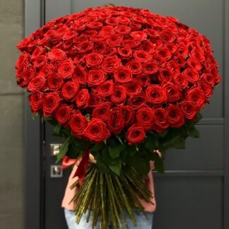 Большой букет из красных роз, Цветы Москва, Купить красные розы с доставкой по Москве